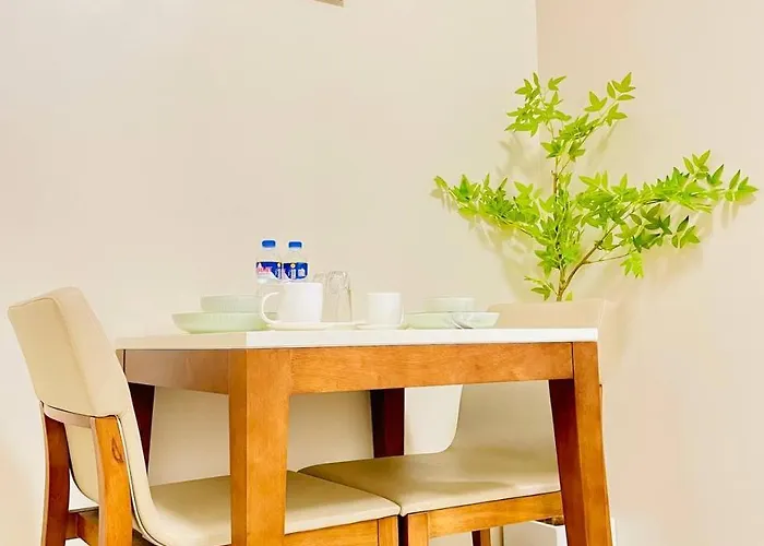 Thompson Suites - 2 Beds, One Uptown Residences - Xbox & Netflix