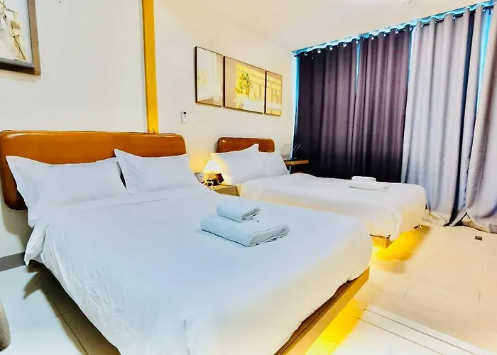 Thompson Suites - 2 Beds, One Uptown Residences - Xbox & Netflix